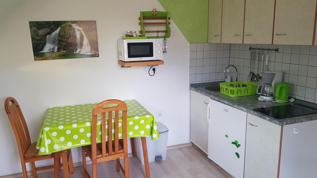 Apartments Tatjana Бовец Екстериор снимка