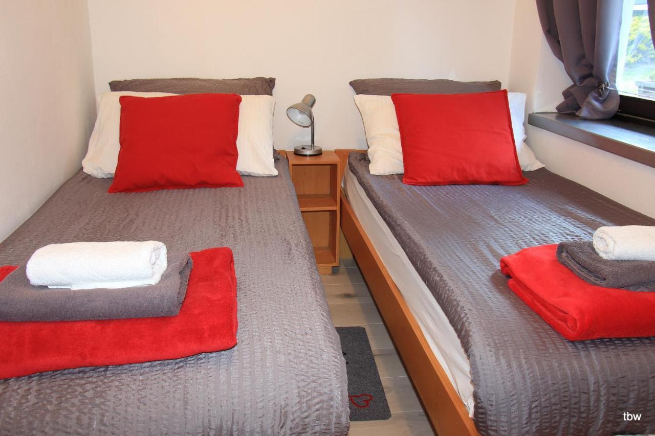 Apartments Tatjana Бовец Екстериор снимка