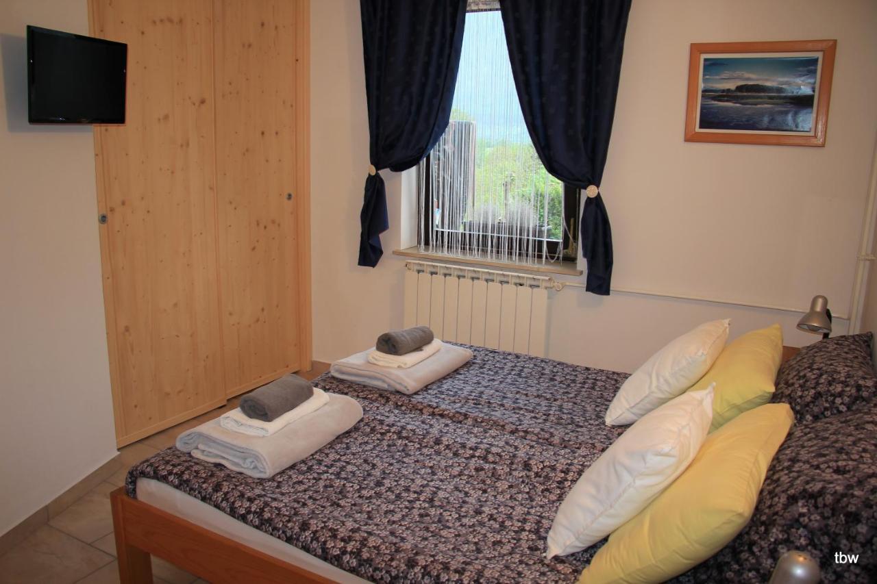 Apartments Tatjana Бовец Екстериор снимка