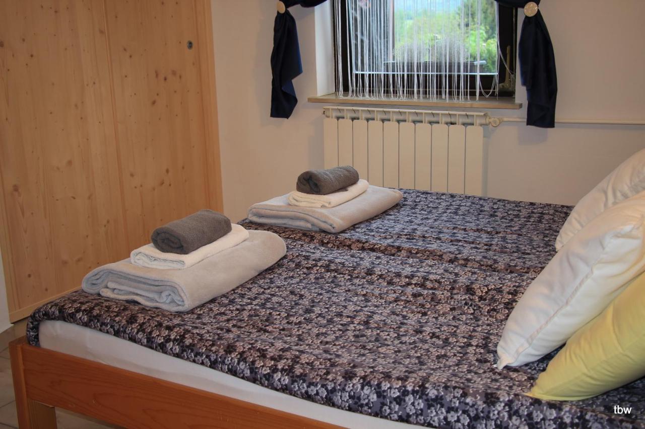 Apartments Tatjana Бовец Екстериор снимка