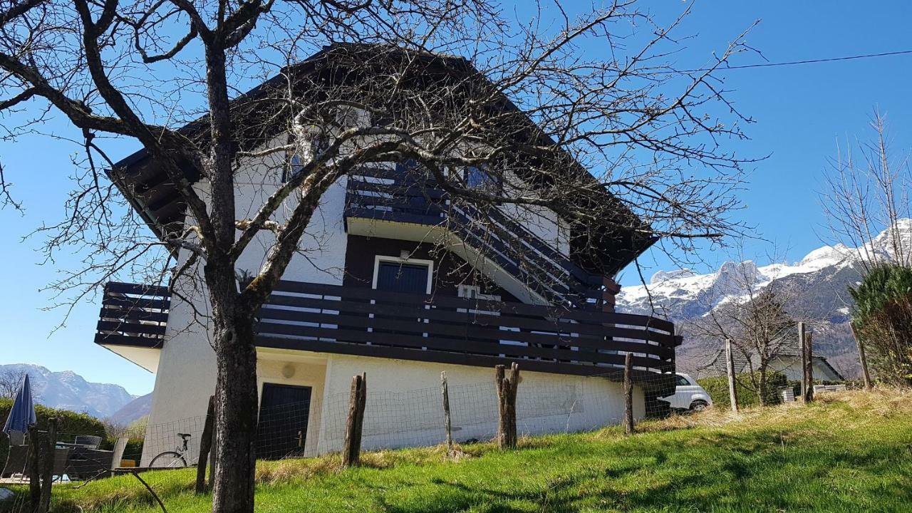Apartments Tatjana Бовец Екстериор снимка